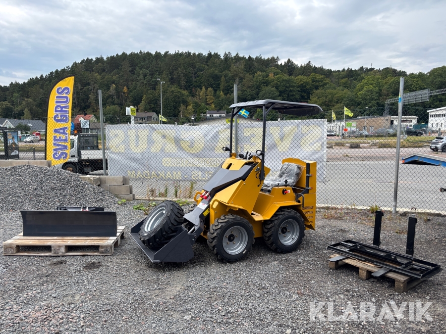 Kompaktlastare Skid Steer YC390