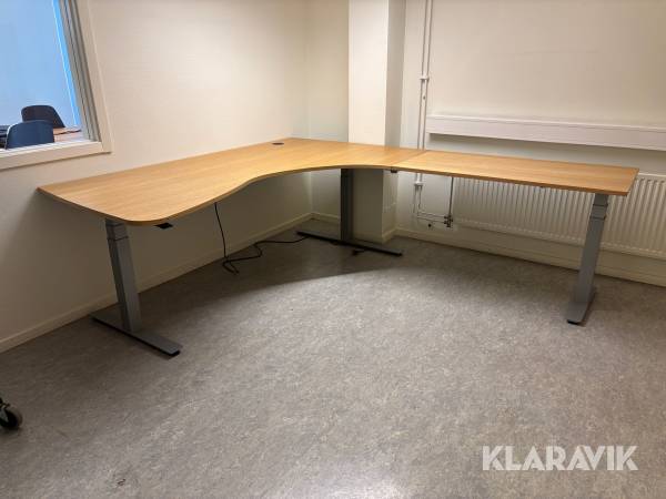 Parti med kontorsmöbler Kinnarps
