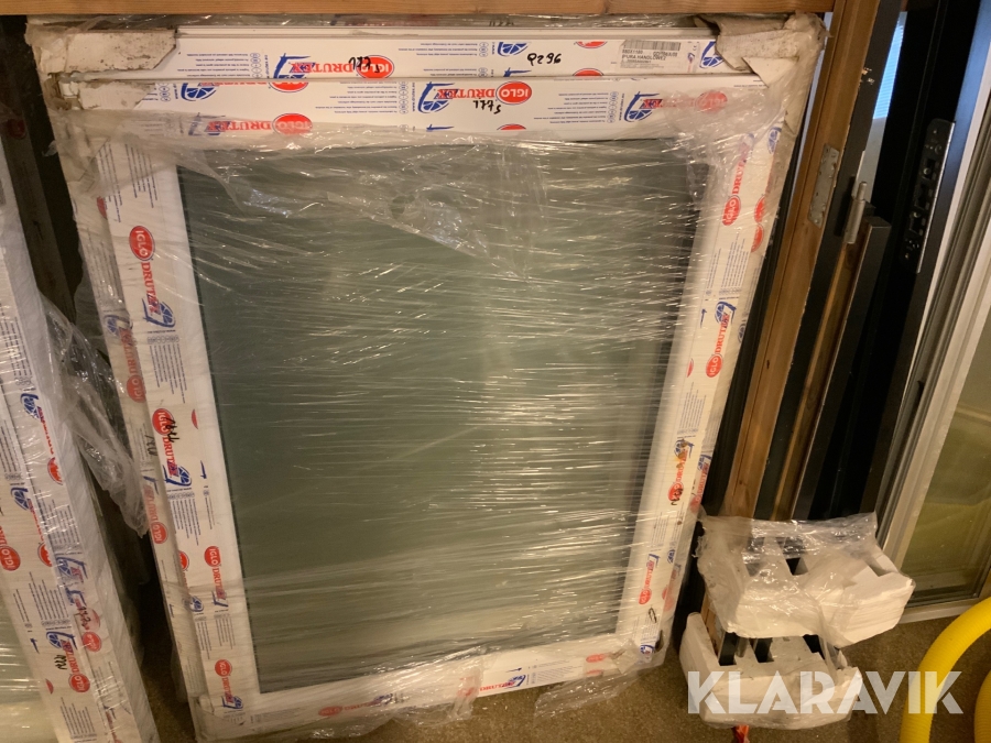 Fönster Drutex öppningsbara inåt