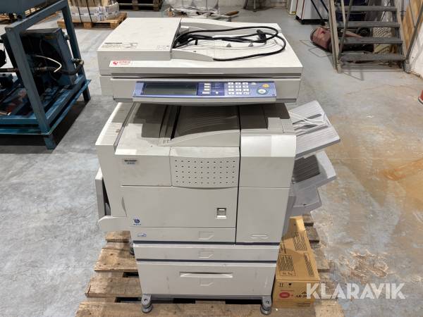Kopiator Sharp AR-M451U