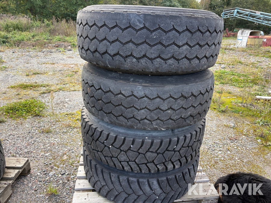 Däck till schaktbil 385/65R22.5 8st