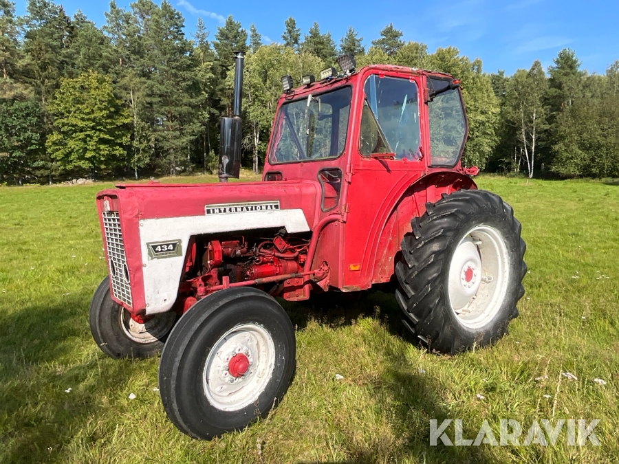 Veterantraktor IH 434