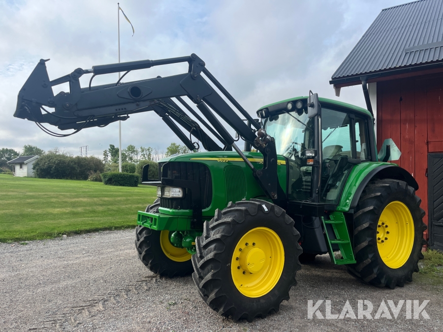 Traktor John Deere 6620 med lastare