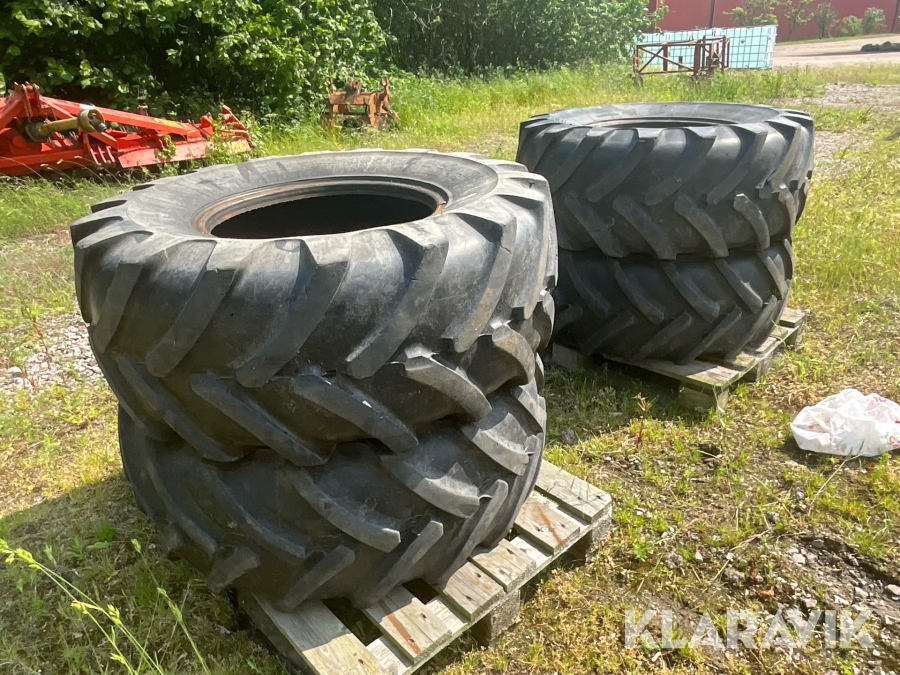Entreprenaddäck Michelin 495/70R20 4 st