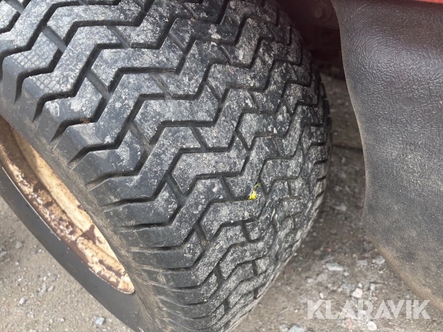 Åkgräsklippare Kubota F 3680EC Med plog