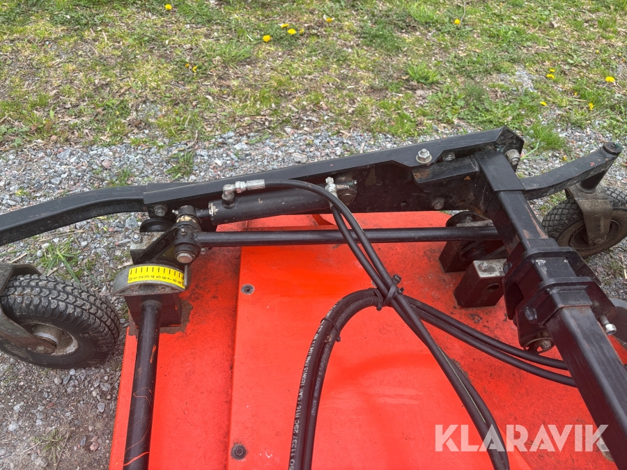 Åkgräsklippare Kubota F 3680EC Med plog