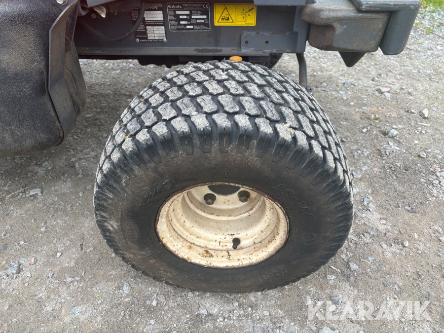Åkgräsklippare Kubota F 3680EC Med plog