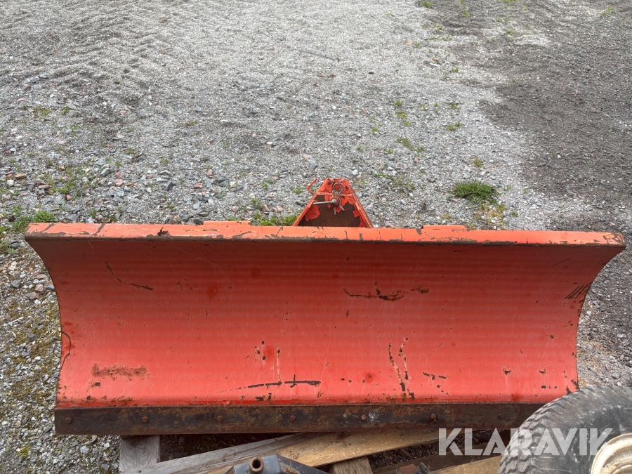 Åkgräsklippare Kubota F 3680EC Med plog