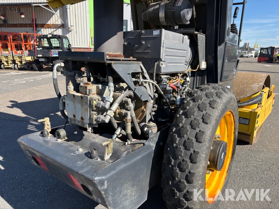 Envalsvält Bomag BW 124 DH-40