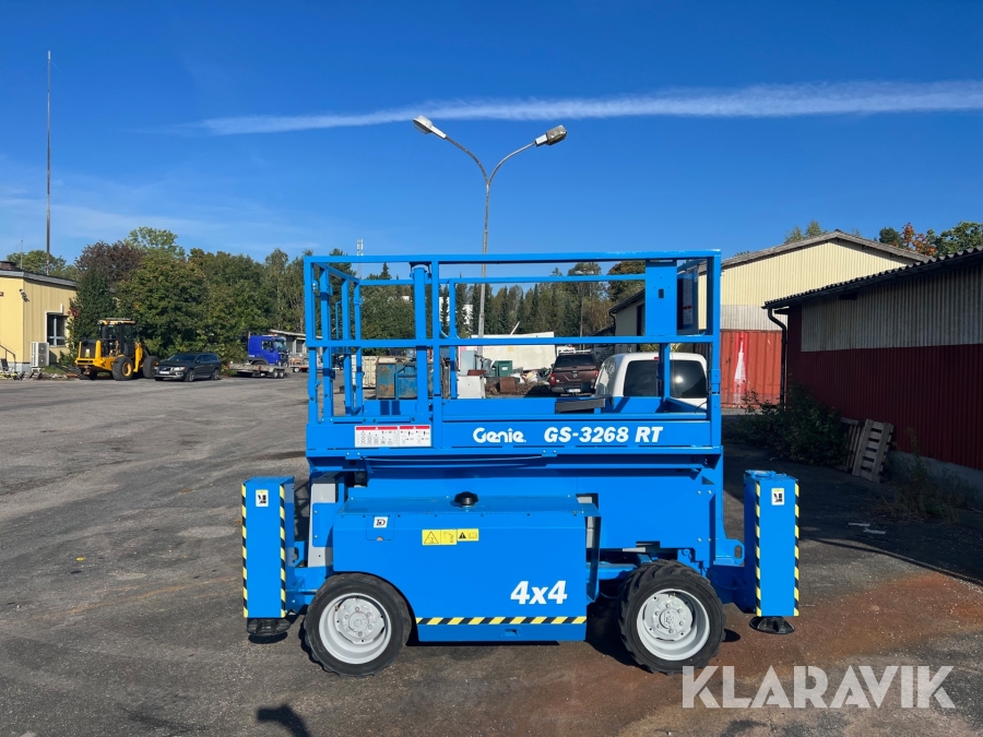 Saxlift Genie GS-3268 RT Arbetshöjd 11,5 m