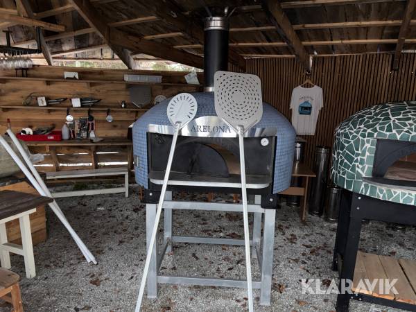 Vedeldad pizzaugn för stenugnsbakad pizza Arelona Dalhem blå mosaik 110cm