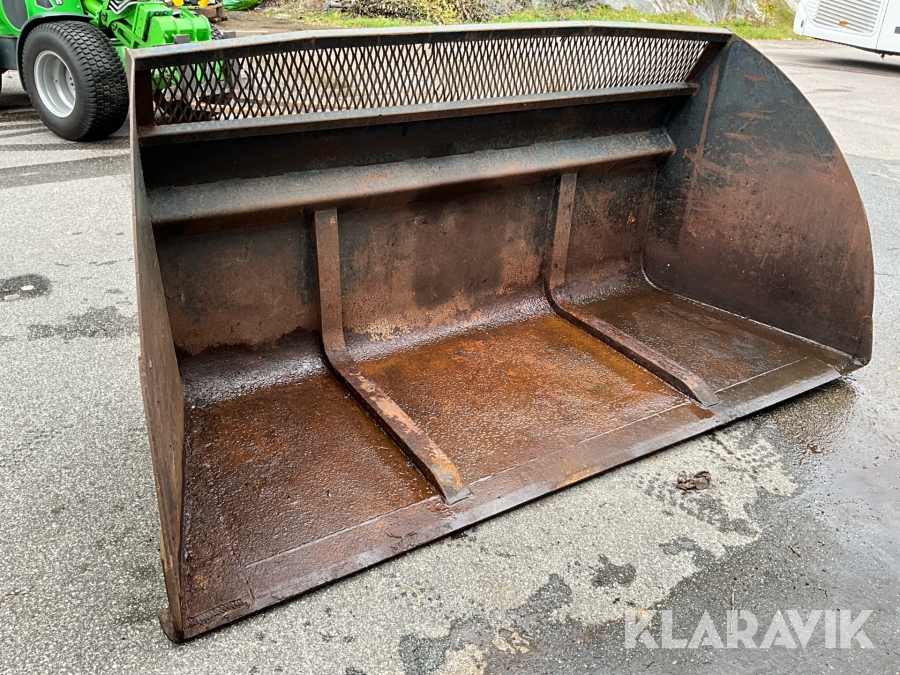 Snöskopa med stora BM fäste