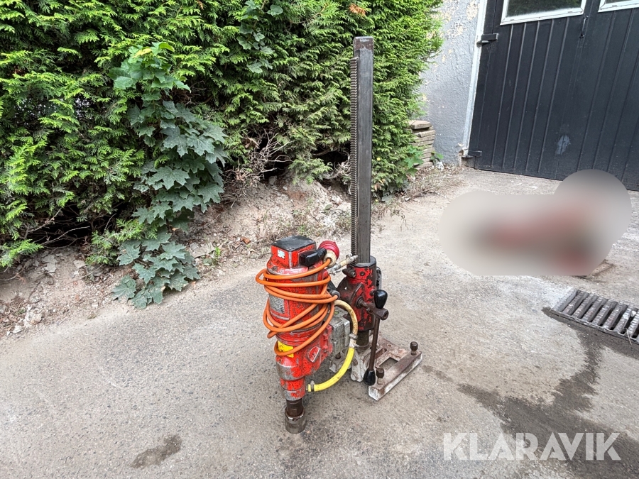 Kärnborrmaskin WEKA DK 42 med bultstativ