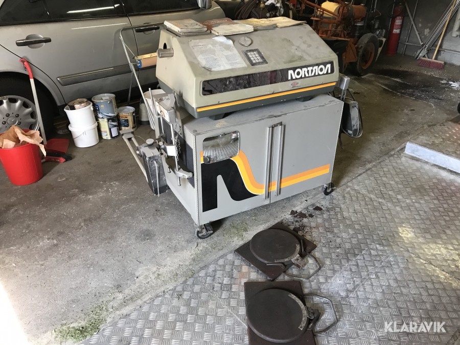 Hjulinställningsmaskin för äldre bilar