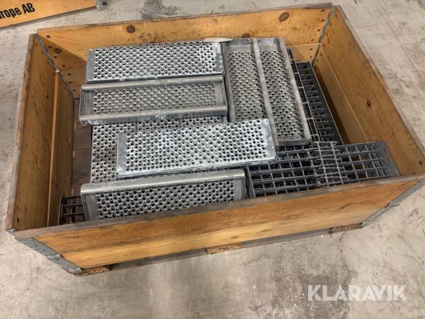 Pall med fotsteg till trappor