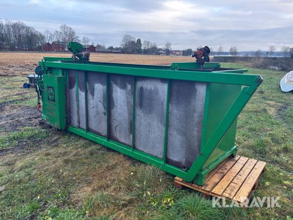 Fodervagn Huma R.135 rälshängd