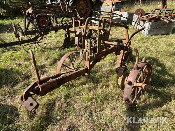 Bogserplog Överum enskärig