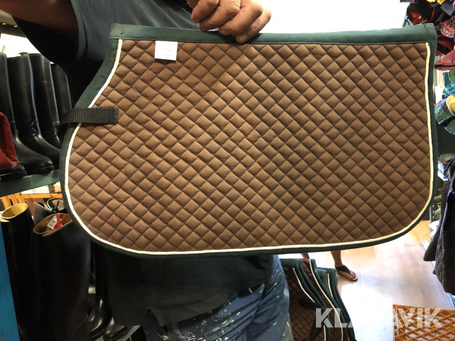 Varulager & överskott Hoppschabrak & vojlockar ca 50 stycken