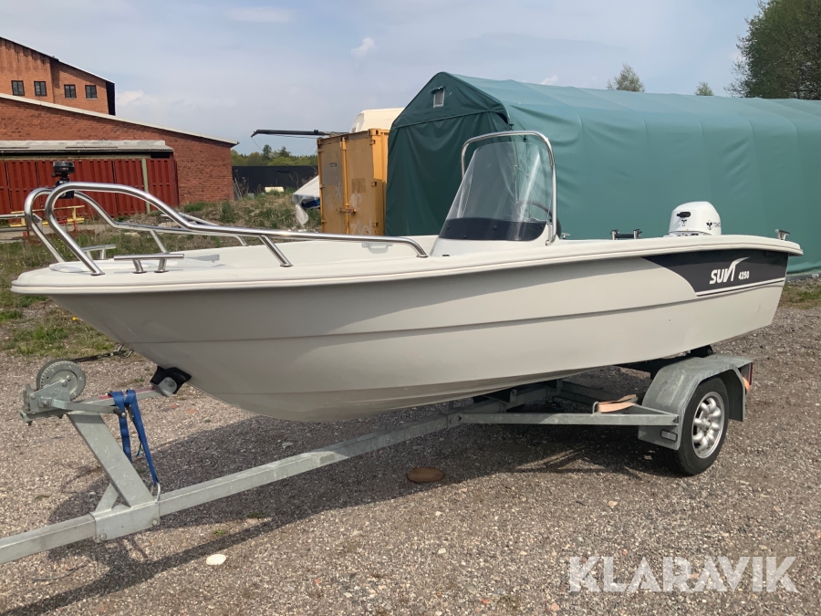 Motorbåt Suvi 4250