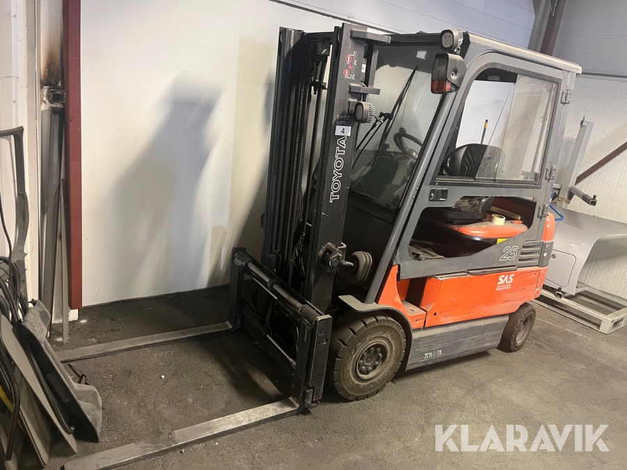 Truck Toyota 7FBMF25