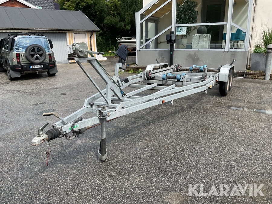 Båttrailer Tiki Treiler D423