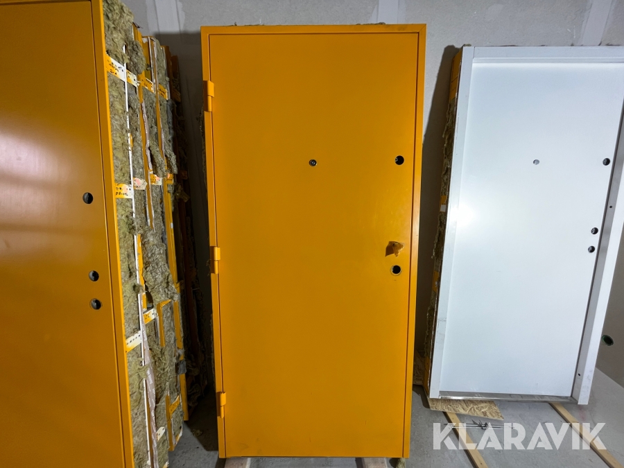 Ståldörrar med titthål & karm 2 st