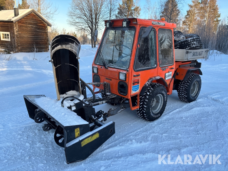 Redskapsbärare Holder C6000 Turbo med snöslunga och klippdäck