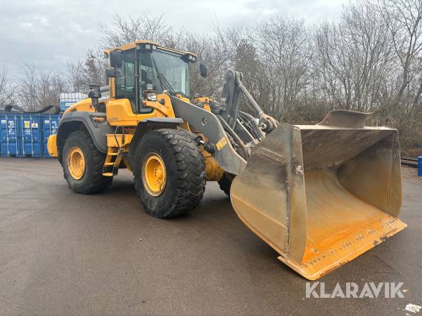 Hjullastare Volvo L120H med skopa