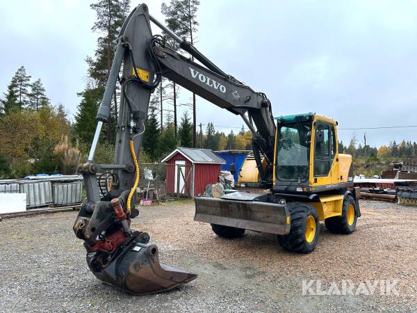 Hjulgrävare Volvo EW160B , med 6 st redskap