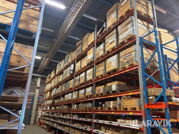 Pallställage med utdragsenhet EAB Omega 90-1