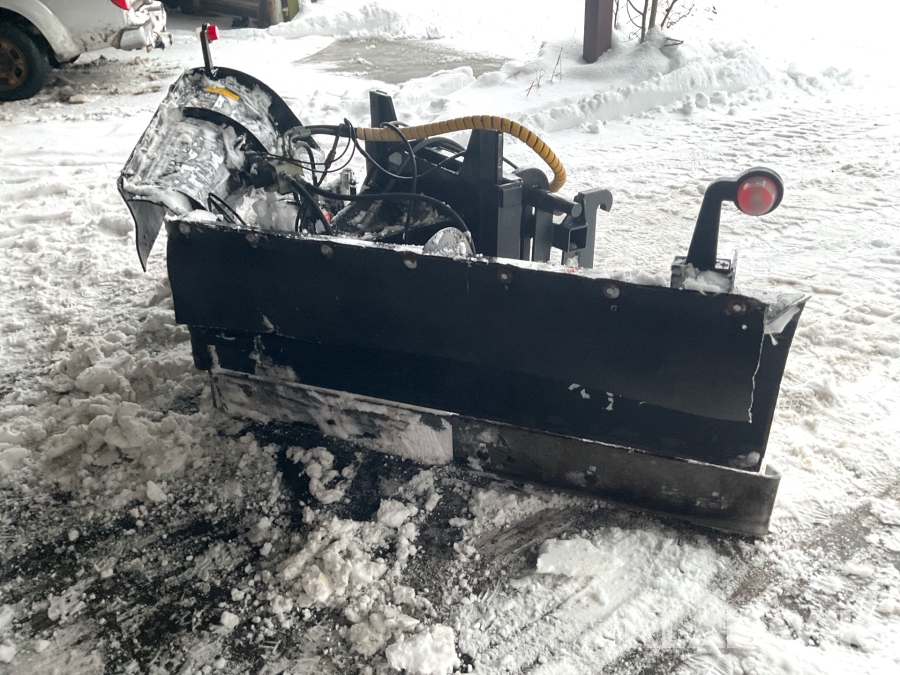 Vikplog XYZ 3200 Trima