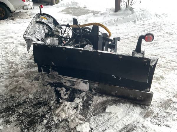 Vikplog XYZ 3200 Trima