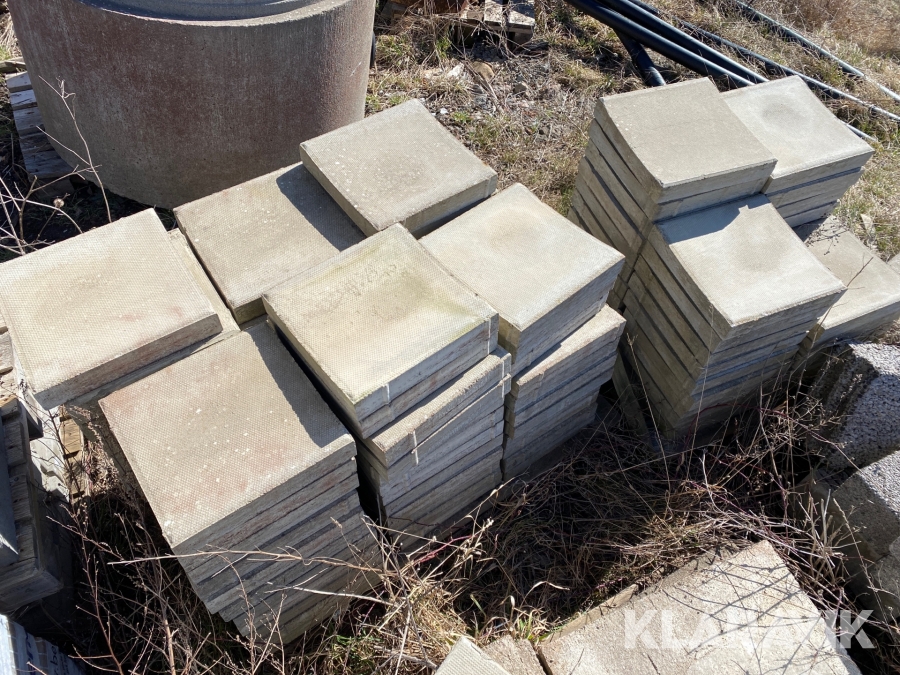 Betongplattor ränndalsplattor 350x350x60mm 2 pallar