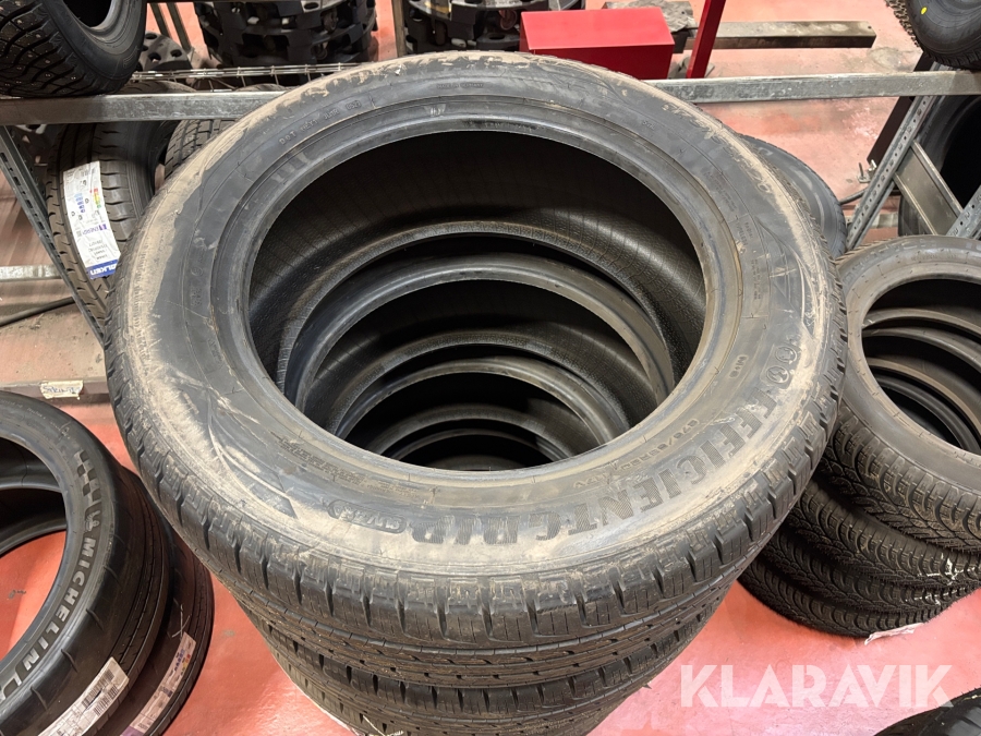 Däck GoodYear EffientGrip SUV 275/55R20 4st