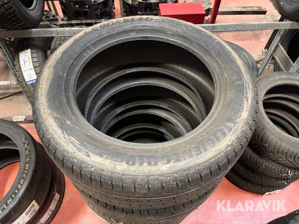 Däck GoodYear EffientGrip SUV 275/55R20 4st