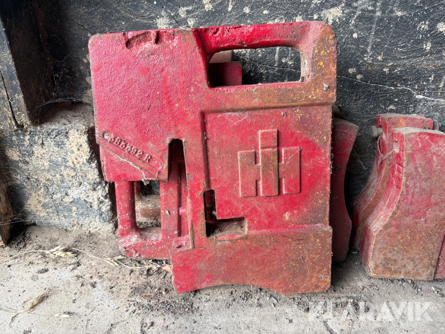 Motvikter till International Harvester