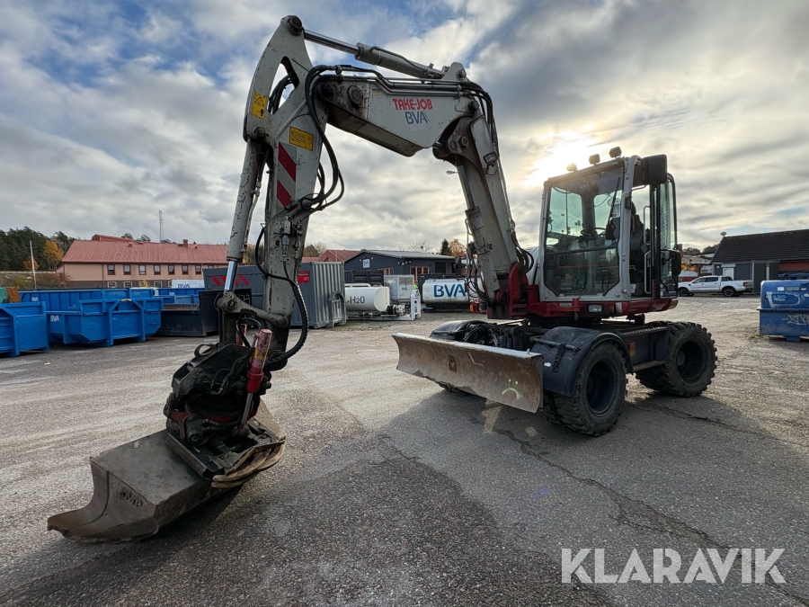 Grävmaskin Take-Job TB295W med redskap