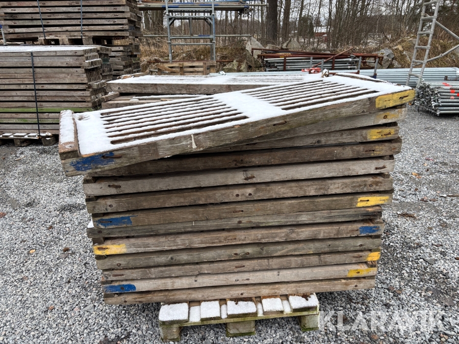 Haki trall 1,4 x 0,48 m 26 st