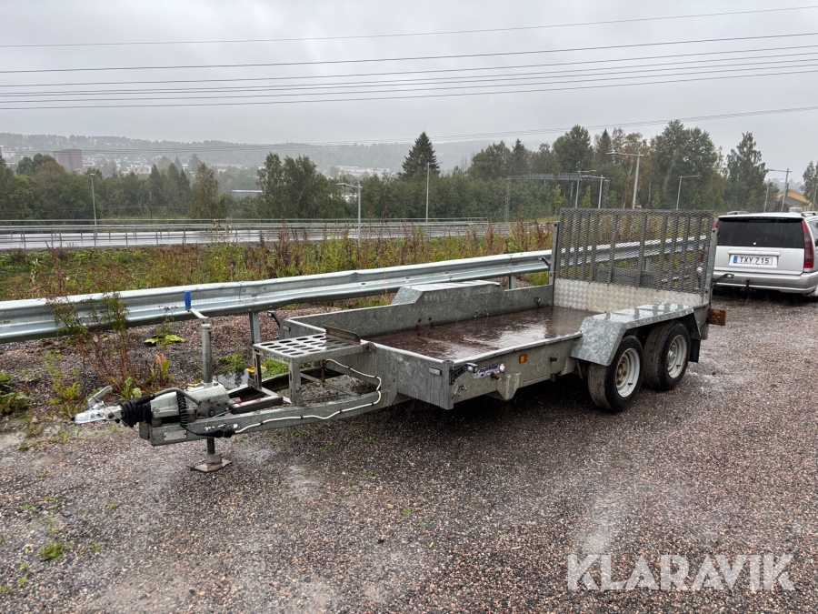 Personbilssläp Indespension PL35126L/R4