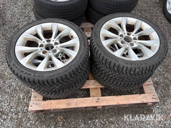 Vinterdäck på fälg Sailun Ice Blazer 225 / 45 17 4st