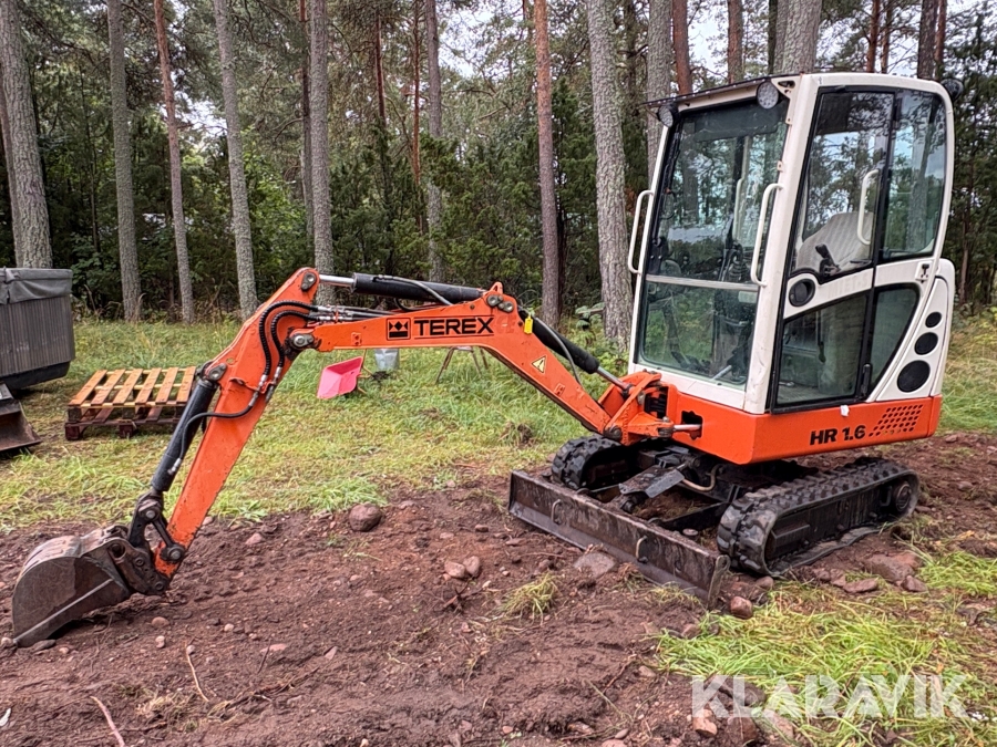 Mini-Grävmaskin Schaeff-Terex HR 1.6 med redskap