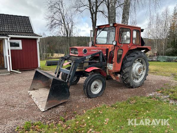 Traktor Massey Ferguson 175S