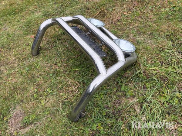 Frontbåge Nissan King Cab d22