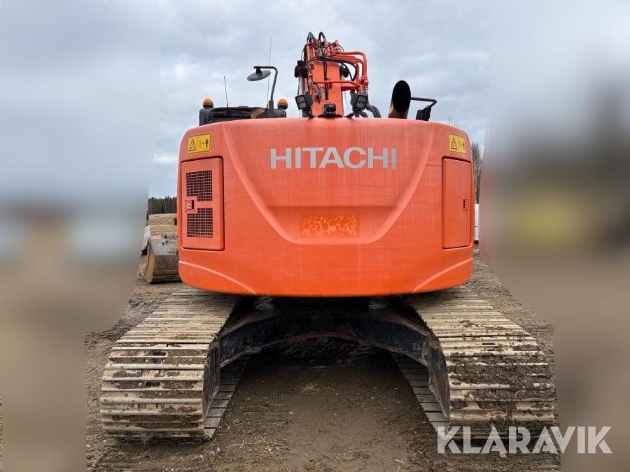 Grävmaskin Hitachi ZX225USLC-5B