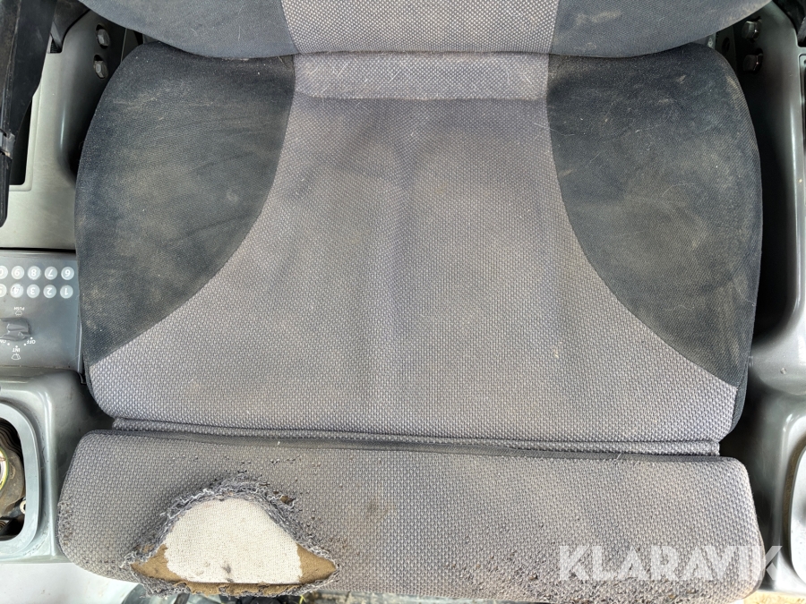 Grävmaskin Hitachi ZX225USLC-5B