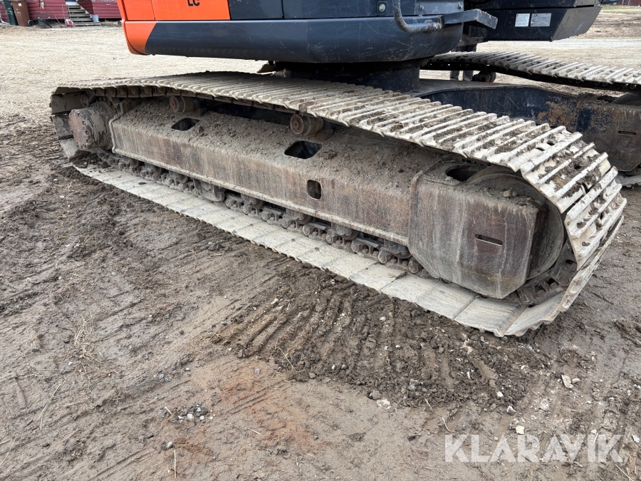 Grävmaskin Hitachi ZX225USLC-5B