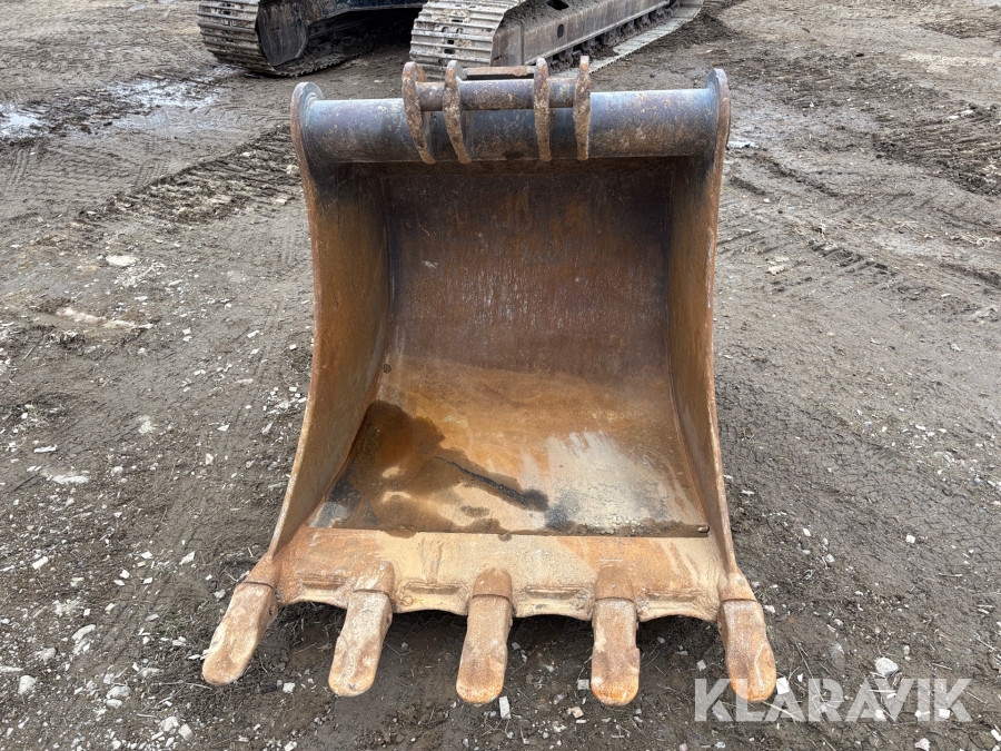 Grävmaskin Hitachi ZX225USLC-5B