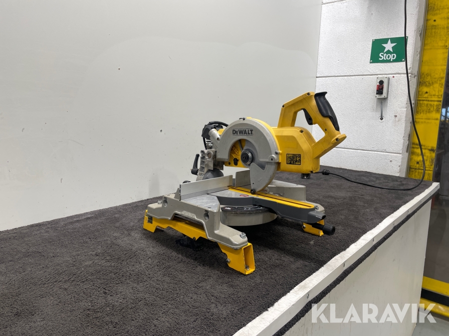 Kap&geringsåg Dewalt DW777
