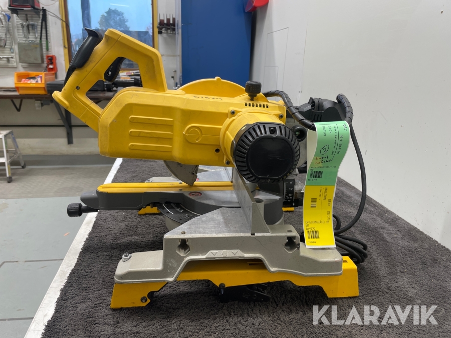 Kap&geringsåg Dewalt DW777