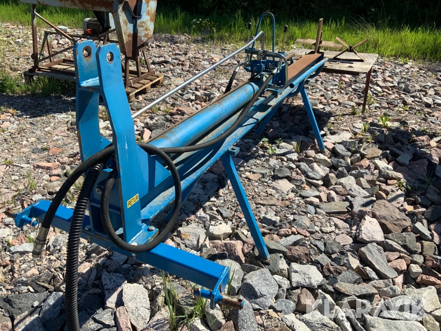 Hydrauldriven vedklyv Nedergatans maskiner TK130